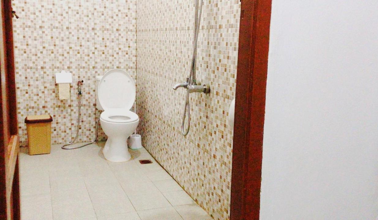 Baronda Guest House Sorong Exterior foto