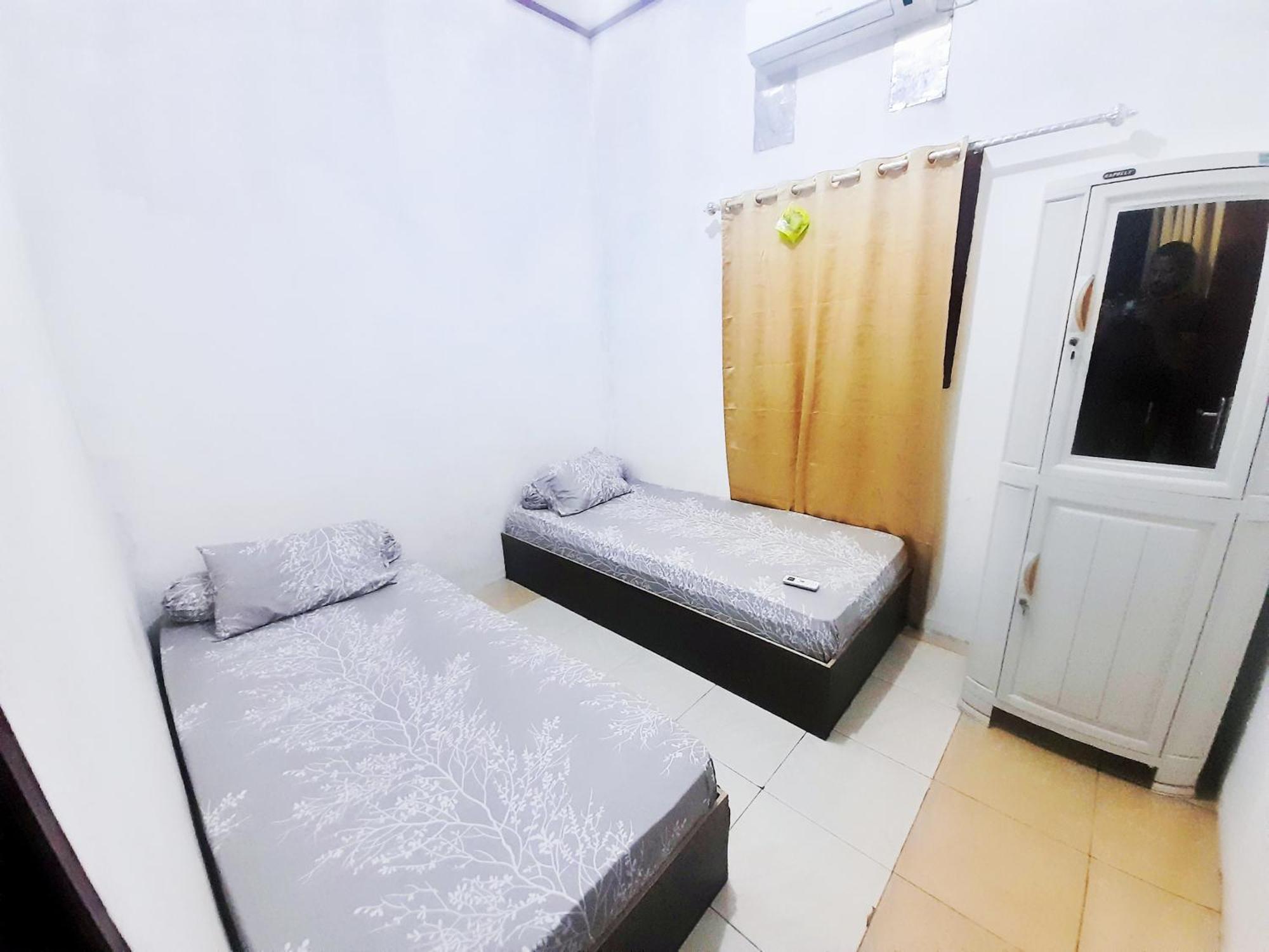 Baronda Guest House Sorong Exterior foto